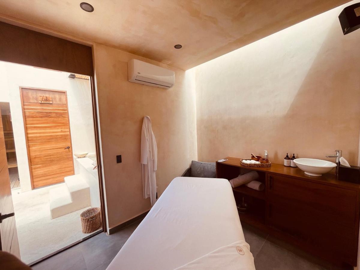 Hive Cancun By G Hotels Exterior photo